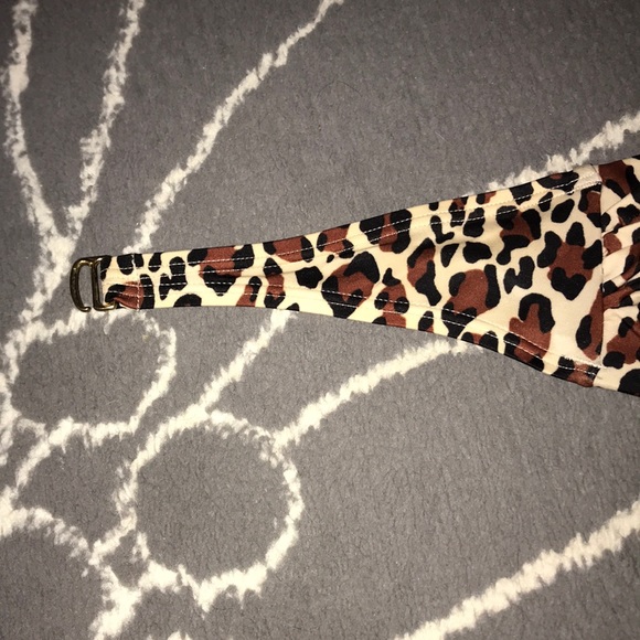 Leopard bikini top - Picture 3 of 4